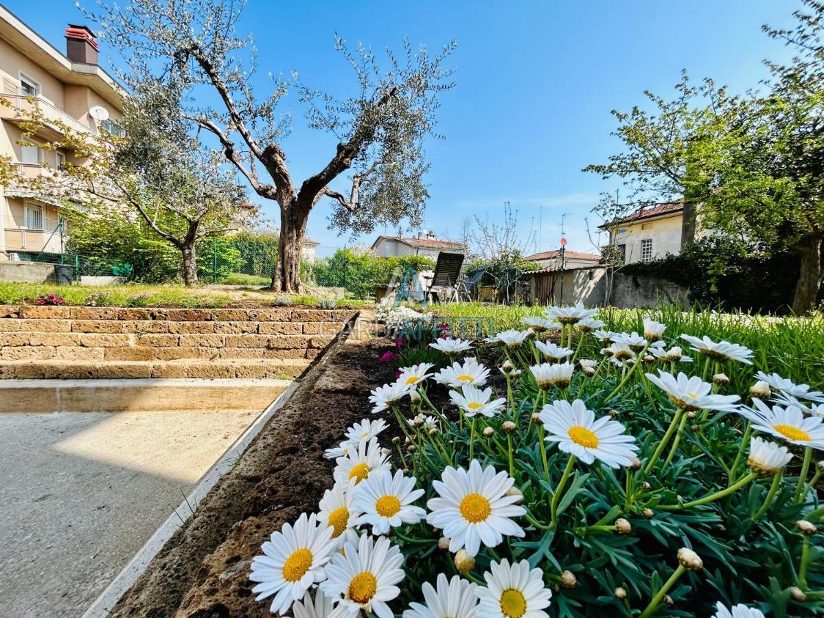 Ares Apartment - Vicino Al Lago Di Garda E Alla Stazione Treno Дезенцано-дель-Гарда Экстерьер фото